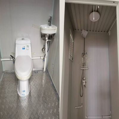 Standaarddikte Moderne stijl Mobiele bouwplaats Prefab Wc Buitenontwerp Sandwichpaneel Draagbaar toilet