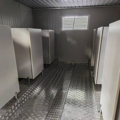 Draagbaar WC Toilet Veiligheidsdeur Gebruikt Draagbaar Tijdelijk Mobiele Wc Toilet Met Accessoires Prefab Set Ademhalend
