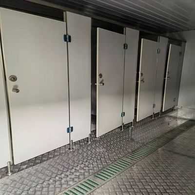 End Listing 20 40 ft Gereed gemaakt Draagbaar Modern mobiel Kleine prefab vouwbare container toilet met accessoires vuilniszak