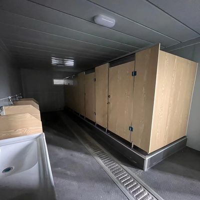 Dikke 2024 Outdoor Single Toilet Industrial Design Style Openbaar mobiel toilet met douche Container House Luxe toilet