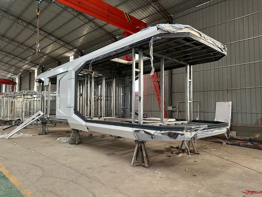 Elektriciteitsschakelaar en aangepaste kleur van luxe ruimtecapsulehuis voor buitenshuis Prefab modulaire huizen voor resorthotel