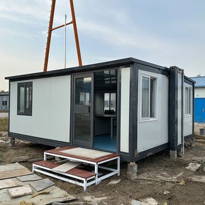Uitbreidbaar Containerhuis Prefab Steel Sandwich Panel 20ft 40ft met Aluminium Venster