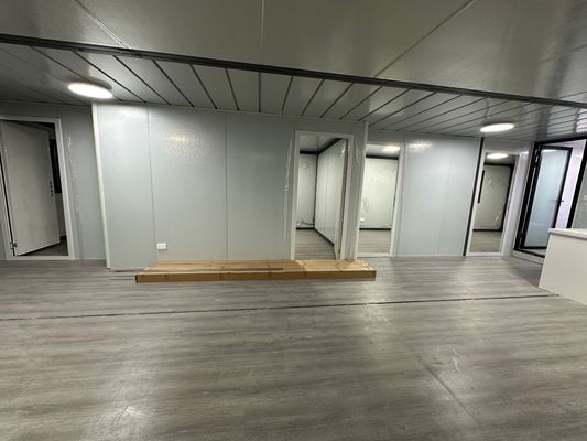 Sandwichpaneel 20ft staal frame vouwbaar uitbreidbaar container huis voor geprefabriceerde mobiele huis