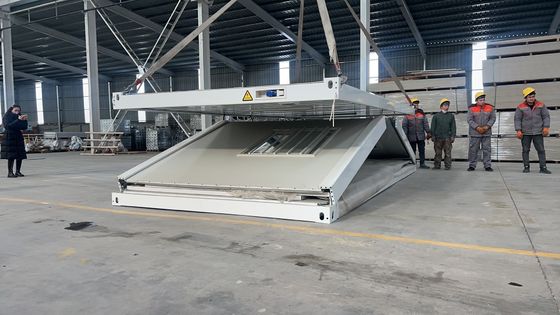 Veiligheidsdeur 20ft 40ft Snelle installatie Prefab vouwbaar Tiny House mobiel Zigzag vouwbaar Container huis voor tijdelijke slaapkamer