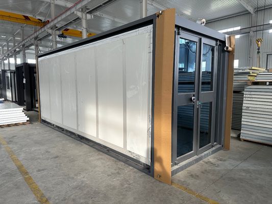 40ft Afneembare Uitbreidbare Brandbestendige Staal Villa Type Container Huis Multifunctie met aangepaste kleur