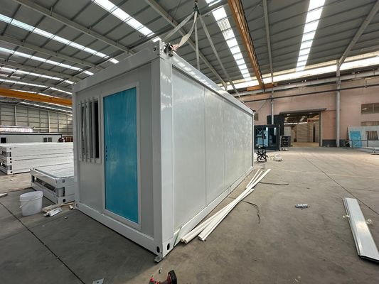 Mobiele multi-modulaire geprefabriceerde 20 40 ft gegalvaniseerde stalen frame zigzag vouwcontainer huis met structuur