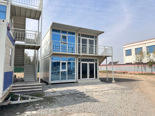 Professionele aanpassing Flat Pack Container House High Wind Rating Snelle installatie en aangepast ontwerp voor ziekenhuis
