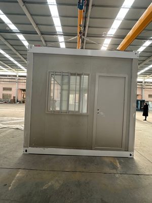 High Wind Rating Sandwich Panel Luxe Aanpasbaar Mobiele Huis Voorgefabriceerd Opvouwbaar Huis Met 15-30 Jaar Levensduur