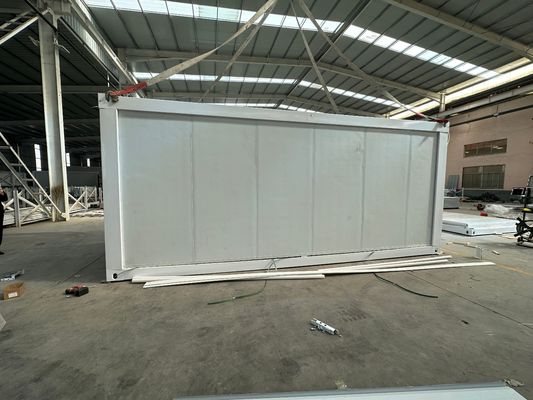 Onderhoudsvriendelijk sandwichpaneel 20 40 ft waterdicht modulair geprefabriceerd stalen frame vouwcontainerhuis voor werkplaats