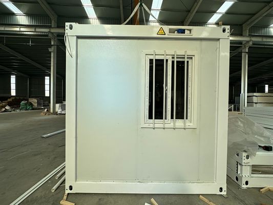 Onderhoudsvriendelijk sandwichpaneel 20 40 ft waterdicht modulair geprefabriceerd stalen frame vouwcontainerhuis voor werkplaats