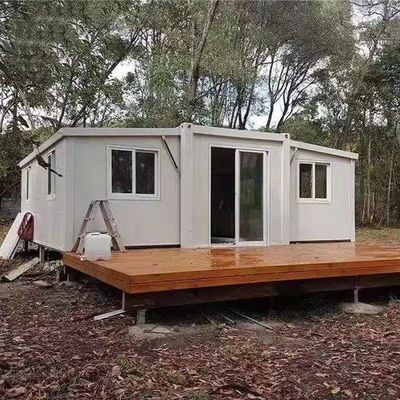 20 ft Gereed gemaakt 2 slaapkamers Draagbaar Geprefabriceerd Uitbreidbaar Containerhuis voor kantoorgebouwen Structuur en efficiëntie