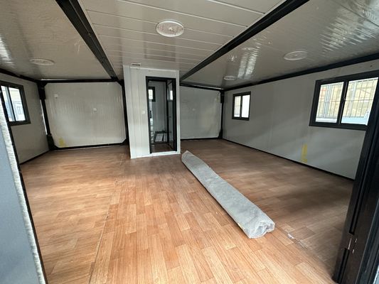 Uitbreidbaar Containerhuis met badkamer en keuken Luxe 20ft 40ft Makkelijk te installeren Winddicht Prefab Modulair Gebouw
