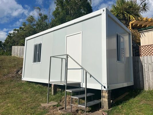 Afneembare Container House Voorraad Gouden Vier Container House Klaar met Waterdicht Sandwich Panel