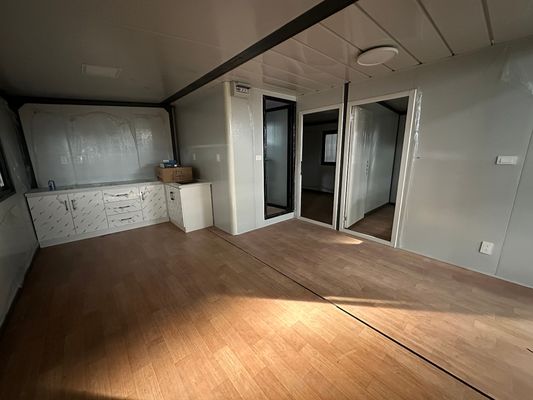 Luxe uitbreidbare containerhuis met 2/3 slaapkamer Draagbaar huis voor buitenwonen Opvouwbaar ontwerp