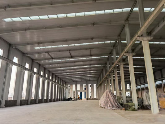 Prefab Warehouse C.Z Shape Steel Channel Metal Space Frame Commerciële staalconstructie Gebouw voor orkaanbestendige waterdichte