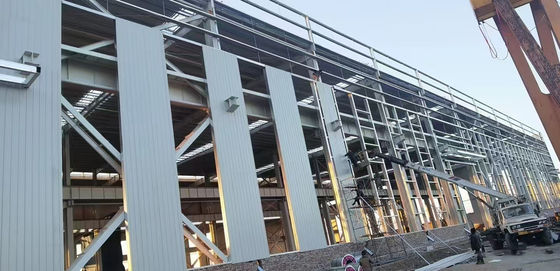 Draagbare ruimte Buiten staalconstructie Werkplaats magazijn De ideale keuze voor de bouw van kippenhuis