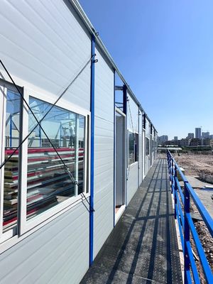 Groentehuizen Kleine woning Voorafgebouwde mobiele woning met 50/75/100mm Wave Sandwich Panel