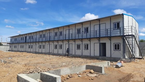 Huizen met een koolstofarme villa van sandwichpaneel en geprefabriceerd stalen structuur systeemontwerp